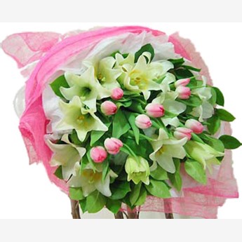 Bunch of 5 Stems Of White lilies & 10 Stems Of Tulips